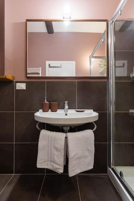 Casa Broccaindosso, In Centro Storico Apartment โบโลญญา ภายนอก รูปภาพ